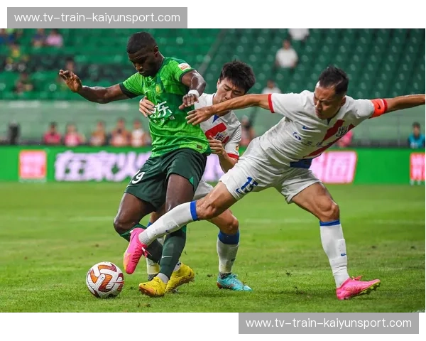 蓝衣军团与航海家的宿命：法国vs葡萄牙，绿茵场上永不落幕的权力游戏